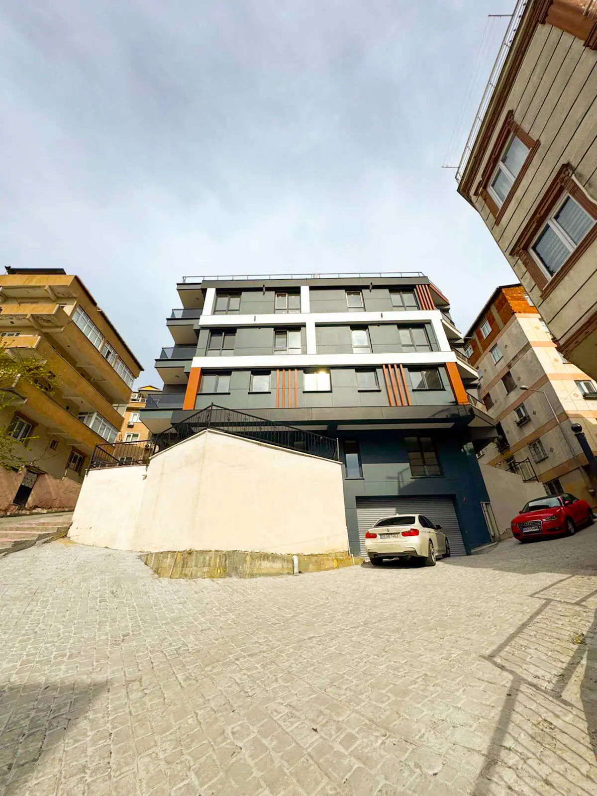 Homes in Halic